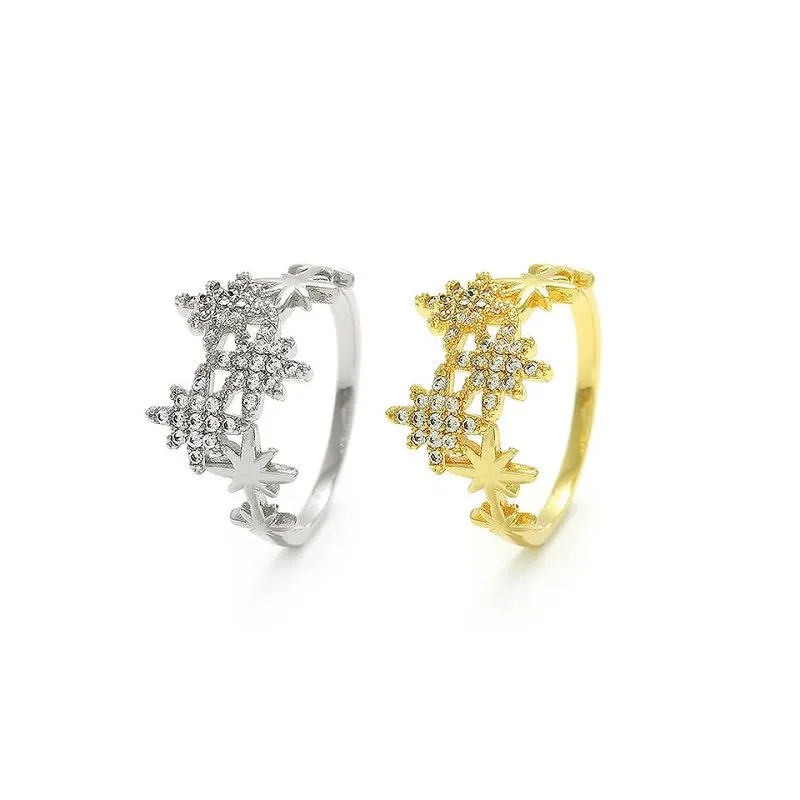 Pierścionek damski w kształcie płatka śniegu